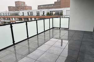 Luxuriöse 3 Zimmer Penthousewohnung im Duisburger Innenhafen mit großer sonniger Südwestterrasse – Die vollständige Adresse der Immobilie erhältst du vom Anbieter., 47051 Altstadt, Duisburg – Vorschaubild 5