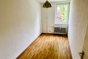 Sonnige und ruhige Wohnung mit Balkon und TG-Stellplatz  – Die vollständige Adresse der Immobilie erhältst du vom Anbieter., 12247 Lankwitz, Berlin – Vorschaubild 4