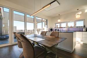 MÖBLIERT - PENTHOUSE IN REUTLINGEN - Tolle Wohnung mit Balkon – Die vollständige Adresse der Immobilie erhältst du vom Anbieter., 72760 Reutlingen-Mitte, Reutlingen – Vorschaubild 30