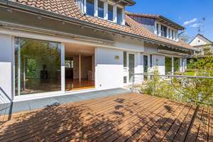 Großzügige renovierte Doppelhaushälfte in Radolfzell-Stahringen – Die vollständige Adresse der Immobilie erhältst du vom Anbieter., 78315 Radolfzell am Bodensee – Vorschaubild 1