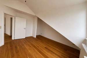 Bezugsfreie, charmante Dachgeschosswohnung mit 2 Zimmern & Wannenbad in Parknähe – Die vollständige Adresse der Immobilie erhältst du vom Anbieter., 4315 Neustadt-Neuschönefeld, Leipzig – Vorschaubild 9