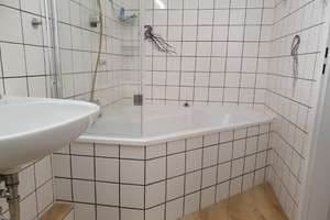 Property thumbnail 9