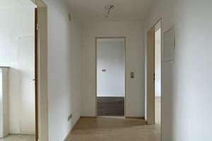 Vis-à-vis vom Nordpark - Dreifamilienhaus in Bielefeld – Die vollständige Adresse der Immobilie erhältst du vom Anbieter., 33613 Schildesche, Bielefeld – Vorschaubild 13