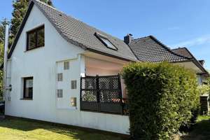 Einfamilienhaus in bevorzugter Lage nahe dem Speckenbütteler Park – Die vollständige Adresse der Immobilie erhältst du vom Anbieter., 27580 Lehe, Bremerhaven – Vorschaubild 2