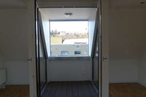 Zentral. modern. EBK. Bad mit Wanne u. Dusche, Kehrwochenservice. Loggia, TG-Platz – Hauptstätterstraße 112, 70178 Karlshöhe, Stuttgart – Vorschaubild 8