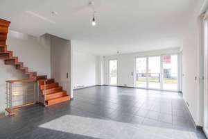 Ein Zuhause zum Ankommen, Aufatmen und Wohlfühlen: Ihre Haushälfte am Feldrand von Berlin-Rudow – Die vollständige Adresse der Immobilie erhältst du vom Anbieter., 12355 Rudow, Berlin – Vorschaubild 9