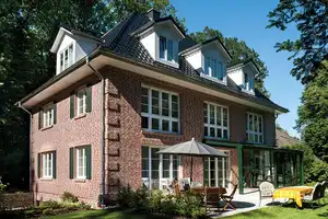NEUBAU Luxusdomizil im Zentrum von Blankenese! 286 m² verteilt auf 11-Zimmern – Hamburg – Vorschaubild 1
