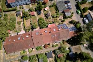 Charmantes Reihenmittelhaus mit Garten, Garage und Blick auf die Achalm – Die vollständige Adresse der Immobilie erhältst du vom Anbieter., 72760 Reutlingen-Mitte, Reutlingen – Vorschaubild 17