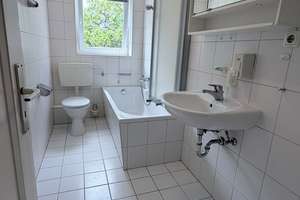 Zentral & absolut ruhig wohnen: Frisch sanierte 3-ZKB mit Balkon in Siegen – Rosterstraße 43, 57074 Siegen, Siegen – Vorschaubild 14