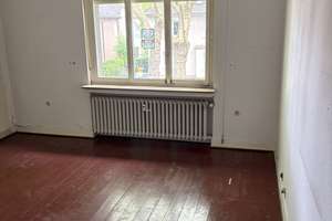* Provisionsfrei* Stadtvilla in Solingen Gräfrath – Germanenstraße 5, 42653 Gräfrath, Solingen – Vorschaubild 3