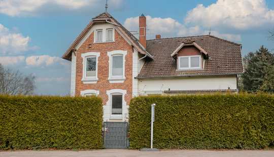 Bild von Ein Stück Geschichte mit Zukunft ‒ Mehrfamilienhaus mit drei vermieteten Wohnungen zu kaufen!