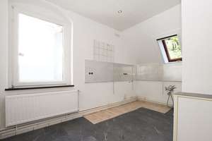 Großzügige 4-Zimmer-Wohnung mit eigenem Garten im Östlichen Ringgebiet! – 38102 Östliches Ringgebiet, Braunschweig – Vorschaubild 4