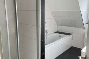 Ruhige DG Wohnung mit Küche in Essen Süd – Messelstraße 25, 45136 Huttrop, Essen – Vorschaubild 15