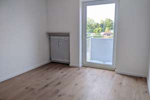 Gut geschnittene 3-Zi-Whg. 77 qm, S-Balkon, 4.OG, Lift, nur 381.000,- – Die vollständige Adresse der Immobilie erhältst du vom Anbieter., 82178 Puchheim – Vorschaubild 2