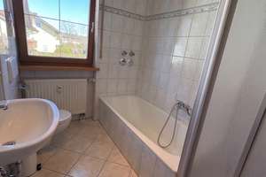 2-Zimmer -Wohnung mit Balkon – Teisenbergstr. 3, 83416 Saaldorf-Surheim – Vorschaubild 9