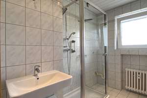 Gut geschnittene 2,5-Raumwohnung (Erbbaurecht) mit Balkon und Aufzug auf der Margarethenhöhe  – Die vollständige Adresse der Immobilie erhältst du vom Anbieter., 45149 Margarethenhöhe, Essen – Vorschaubild 7