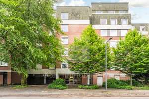 Gepflegte 3-Zimmerwohnung mit Balkon und Aufzug  in Niehl!