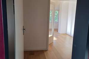 Wunderschöne 3-Zimmer Dachgeschosswohnung nahe Theodor-Heuss-Platz, 135 m², mit Einbauküche – Klaus-Groth-Straße 3, 14050 Westend, Berlin – Vorschaubild 12