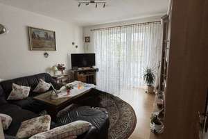 Vermietete 3-Zimmerwohnung mit sonnigem Balkon im Herzen der Südstadt!