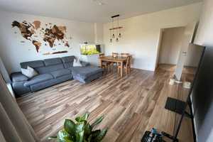 Geschmackvolle 2-Zimmer-DG-Wohnung mit Balkon und EBK in Hamburg-Schnelsen – Hamburg – Vorschaubild 8