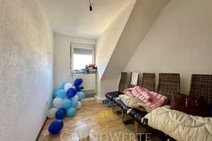 + Ein Traum für Familien + zentrales und gut geschnittenes Haus in Ofterdingen – Tübingen (Kreis) – Vorschaubild 11