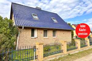 HORN IMMOBILIEN ++ Rossow bei Löcknitz, Einfamilienhaus  mit großer Garage – Uecker-Randow (Kreis) – Vorschaubild 1