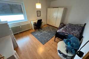 Vielseitiges Reihenendhaus mit Einliegerwohnung und Dachgeschossapartment – Duisburg – Vorschaubild 11