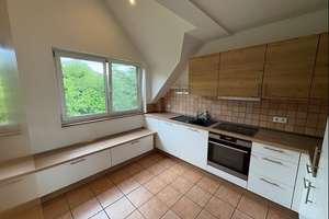 Moderne Maisonette-Eigentumswohnung mit Balkon
In grüner ruhiger Lage von Hagen-Berchum – Die vollständige Adresse der Immobilie erhältst du vom Anbieter., 58093 Lennetal, Hagen – Vorschaubild 7