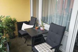 Schöne 3-Zimmer-Wohnung mit zwei Balkonen und Einbauküche