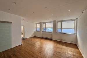 TOP - Sehr beeindruckendes Wohnhaus mit kleiner Gewerbefläche – Frankenstasse 29, 40476 Derendorf, Düsseldorf – Vorschaubild 11