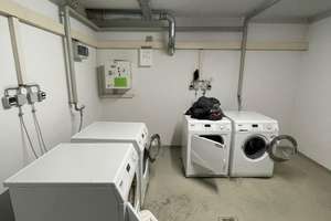 Attraktive Zwei-Zimmerwohnung mit Wintergarten in gefragter Lage – ideal für Kapitalanleger oder Eig – Die vollständige Adresse der Immobilie erhältst du vom Anbieter., 90762 Stadtpark, Stadtgrenze, Fürth – Vorschaubild 9