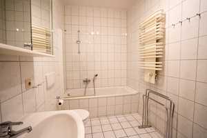 Ferienwohnung in Warnemünde, mit Blick auf die Achterreg im Haus Möwenblick – Rostock – Vorschaubild 6