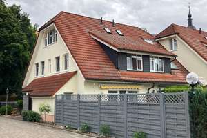 vermietetes Reihenhaus mit 2 Garagen – Die vollständige Adresse der Immobilie erhältst du vom Anbieter., 9557 Flöha – Vorschaubild 3