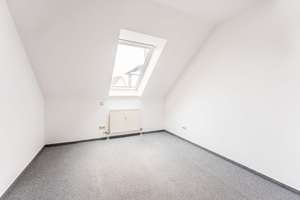 ⭐️ Über den Dächern Berlins: Helle 3 Zi-DG-Whg mit Blk, 2 Schlafzimmern in guter Lage von Weißensee – Die vollständige Adresse der Immobilie erhältst du vom Anbieter., 13086 Weißensee, Berlin – Vorschaubild 6