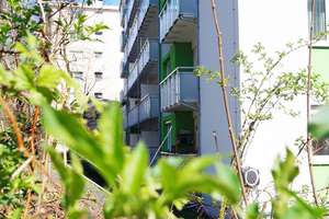 Nürnberg: Freie 3-Zi.Wohnung mit Balkon und Garage in S-Bahn, U-Bahn, Straßenbahn u. Innenstadt-Nähe – Die vollständige Adresse der Immobilie erhältst du vom Anbieter., 90402 Marienvorstadt, Nürnberg – Vorschaubild 2