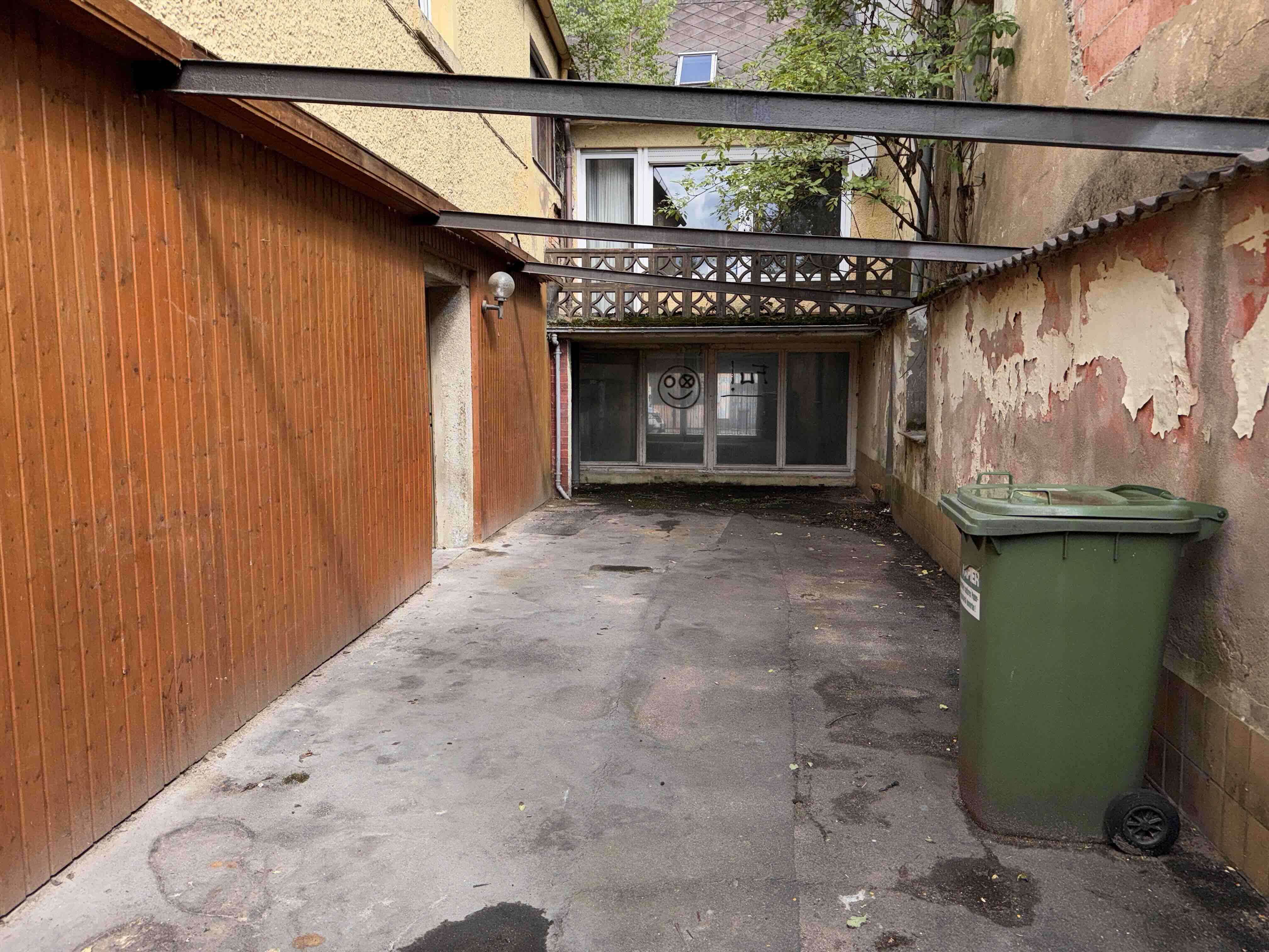 Sanierungsprojekt: Gewerbeeinheit und Wohnhaus - bis zu 4 Wohneinheiten möglich, Tirschenreuth Kreis – Bild 3