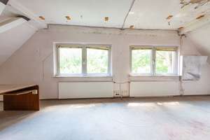 Mehrfamilienhaus mit großem Hintergebäude und Hofflächen für mehrere PKW – Die vollständige Adresse der Immobilie erhältst du vom Anbieter., 42651 Solingen-Mitte, Solingen – Vorschaubild 34