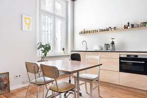 Bötzowviertel, Prenzlauer Berg - 2,5 Zimmer zzgl. Wohnküche, 3,3m Deckenhöhe, Dielen, Lift, Altbau – Danziger Straße 153, 10407 Prenzlauer Berg, Berlin – Vorschaubild 4