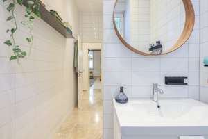 Moderne 3-Zimmer-Wohnung in Berlin-Friedrichshain – Die vollständige Adresse der Immobilie erhältst du vom Anbieter., 10247 Friedrichshain, Berlin – Vorschaubild 9