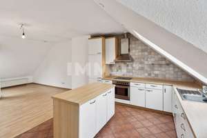 82 m² Wohlfühlwohnen: Moderne DG-Wohnung mit Einbauküche und Loggia – Oldenburgstraße 14, 42389 Langerfeld-Beyenburg, Wuppertal – Vorschaubild 6