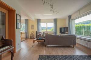 Großes EFH mit ELW (bisher Ferienwohnung) in Aussichtslage von Rod an der Weil. Käuferprovisionsfrei – Die vollständige Adresse der Immobilie erhältst du vom Anbieter., 61276 Weilrod – Vorschaubild 11