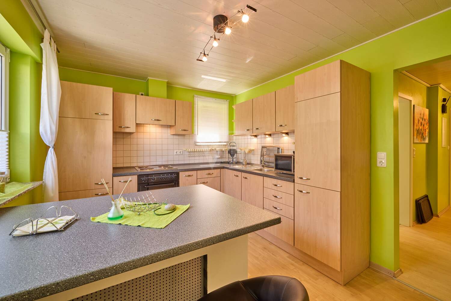 Immobilie in Lützelbach - Modernisiertes Mehrfamilienhaus: Großzügiges Wohnerlebnis - Bild 11