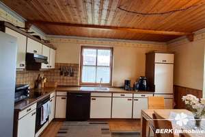 BERK Immobilien – Wohnen mit Urlaubsfeeling: Gemütliches Einfamilienhaus mit idyllischem Garten in W – 63939 Wörth am Main – Vorschaubild 12