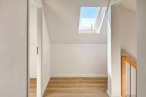 **Frisch renoviert und bezugsfrei | Idyllischer Garten | Garage und Carport** – 4288 Holzhausen, Leipzig – Vorschaubild 13