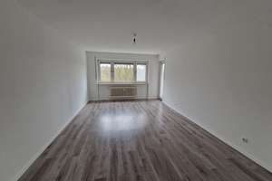 Frisch renoviert: Geräumige 3-Zimmer-Wohnung mit Balkon auf dem Eschberg zu vermieten – Breslauer Straße 30, 66121 Eschberg, Saarbrücken – Vorschaubild 3