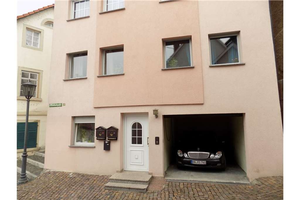 Immobilie in Gundelsheim - SGE Immo - Vermieteres Mehrfamilienhaus - Ideal für Kapitalanleger - Bild 1