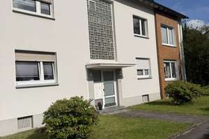 3,5 Raum Wohnung im 6-Familienhaus neu renoviert in Gelsenkirchen Schaffrath ruhige Wohnlage