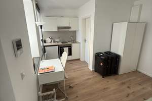Möbliertes 1-Zimmer-Apartment (18 m²) – ruhig, 850 € inkl. Heizung & Strom – Obere Wilhelmstraße 14 , 53225 Beuel-Mitte, Bonn – Vorschaubild 1