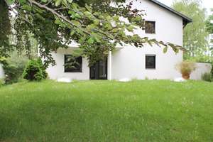 Großzügige 4 Zimmer Wohnung in ruhiger Umgebung! – Die vollständige Adresse der Immobilie erhältst du vom Anbieter., 53113 Gronau, Bonn – Vorschaubild 2