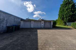 Dreifamilienhaus eine attraktive Kapitalanlage mit Potenzial – Die vollständige Adresse der Immobilie erhältst du vom Anbieter., 44536 Brambauer, Lünen – Vorschaubild 44